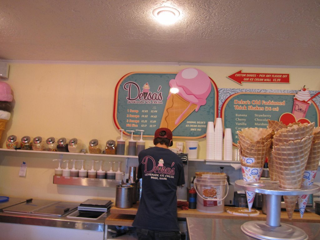 Delsa`s Ice Cream Parlour
